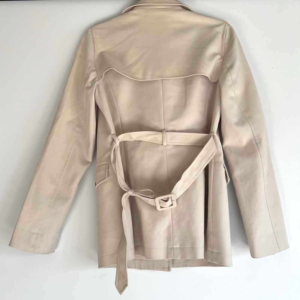 Brooks Brothers Classic Cream Neutral Beige Belted Trench Jacket Size 2 - Used - Picture 4 of 15